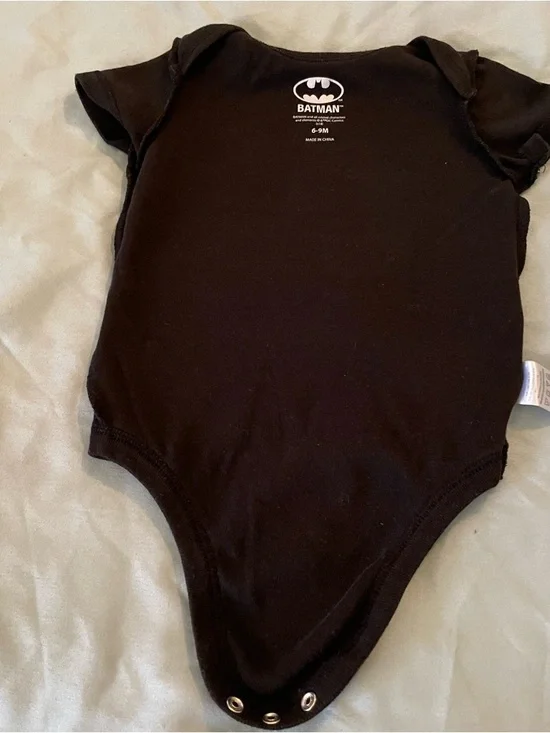 Batman Black and Yellow Graphic Baby One-Piece Bodysuit - Picture 3 of 6